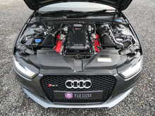 Audi RS4 Avant 4.2 FSI V8 Quattro Avant, S-Tronic