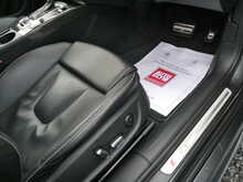 Audi RS4 Avant 4.2 FSI V8 Quattro Avant, S-Tronic