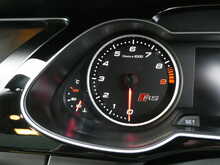 Audi RS4 Avant 4.2 FSI V8 Quattro Avant, S-Tronic