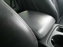 Audi RS4 Avant 4.2 FSI V8 Quattro Avant, S-Tronic