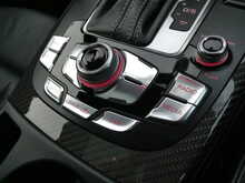 Audi RS4 Avant 4.2 FSI V8 Quattro Avant, S-Tronic