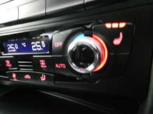 Audi RS4 Avant 4.2 FSI V8 Quattro Avant, S-Tronic