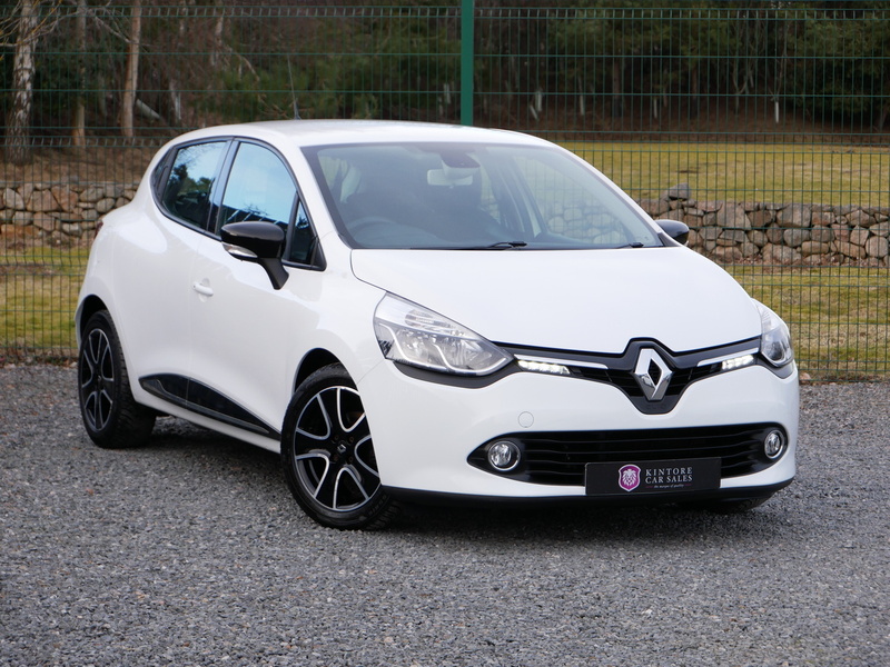 Renault 1.2 Dynamique MediaNav 5door 1.2 5dr Hatchback Manual Petrol