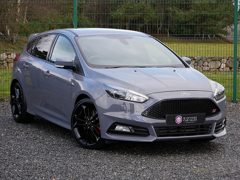 Ford 2.0T EcoBoost ST-3 hatchback 5dr, Manual 2.0 5dr Hatchback Manual Petrol