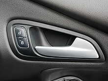 Ford Focus 2.0T EcoBoost ST-3 hatchback 5dr, Manual