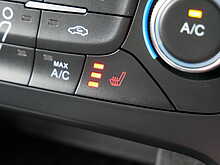 Ford Focus 2.0T EcoBoost ST-3 hatchback 5dr, Manual