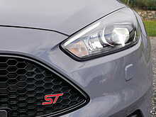 Ford Focus 2.0T EcoBoost ST-3 hatchback 5dr, Manual