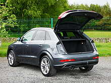 Audi Q3 2.0 TDI S line Quattro, Manual