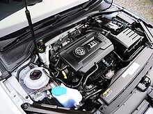 Volkswagen Golf 2.0 TSI R Hatchback 5dr Petrol DSG 4Motion