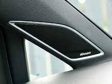 Volkswagen Golf 2.0 TSI R Hatchback 5dr Petrol DSG 4Motion