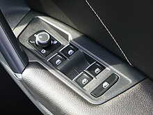 Volkswagen Tiguan 2.0 TDI BlueMotion Tech R-Line 4Motion, DSG