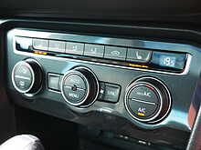 Volkswagen Tiguan 2.0 TDI BlueMotion Tech R-Line 4Motion, DSG