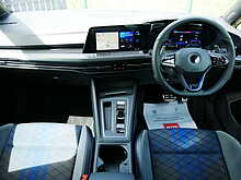 Volkswagen Golf 2.0 TSI R 5dr Hatchback, DSG 4Motion