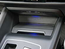 Volkswagen Golf 2.0 TSI R 5dr Hatchback, DSG 4Motion