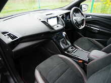 Ford Kuga 2.0 TDCi ST-Line Powershift AWD