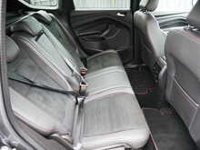 Ford Kuga 2.0 TDCi ST-Line Powershift AWD