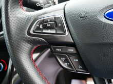 Ford Kuga 2.0 TDCi ST-Line Powershift AWD