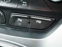 Ford Kuga 2.0 TDCi ST-Line Powershift AWD