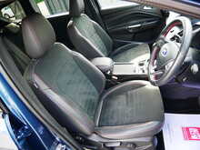 Ford Kuga 2.0 TDCi ST-Line, Powershift