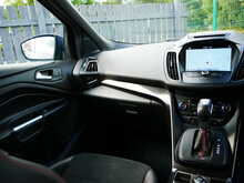 Ford Kuga 2.0 TDCi ST-Line, Powershift