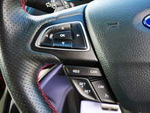 Ford Kuga 2.0 TDCi ST-Line, Powershift