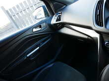 Ford Kuga 2.0 TDCi ST-Line, Powershift