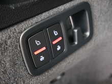 Audi Q7 3.0 TDI V6 S line SUV 5dr Diesel Tiptronic quattro Euro 6 (s/s) (272 ps)