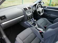 Volkswagen Golf 3.2 V6 R32 4Motion 5dr, Manual