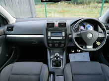 Volkswagen Golf 3.2 V6 R32 4Motion 5dr, Manual