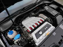 Volkswagen Golf 3.2 V6 R32 4Motion 5dr, Manual