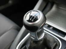 Volkswagen Golf 3.2 V6 R32 4Motion 5dr, Manual
