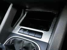 Volkswagen Golf 3.2 V6 R32 4Motion 5dr, Manual