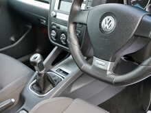 Volkswagen Golf 3.2 V6 R32 4Motion 5dr, Manual