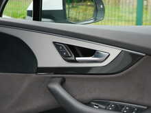 Audi Q7 3.0 TDI V6 S line Quattro, Tiptronic