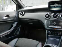 Mercedes-Benz A Class 1.6 A200 AMG Line (Executive) Automatic