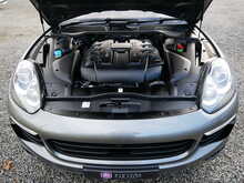 Porsche Cayenne 4.2TD V8 S TiptronicS 4WD Euro 6