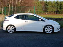 Honda Civic 2.0 i-VTEC Type R Championship White