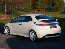 Honda Civic 2.0 i-VTEC Type R Championship White