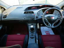 Honda Civic 2.0 i-VTEC Type R Championship White