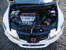 Honda Civic 2.0 i-VTEC Type R Championship White