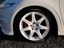Honda Civic 2.0 i-VTEC Type R Championship White