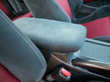 Honda Civic 2.0 i-VTEC Type R Championship White