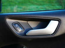 Ford Fiesta 1.0T EcoBoost ST-Line, Manual