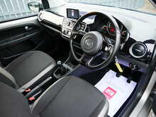 Volkswagen up! 1.0 High up! 5dr, Manual