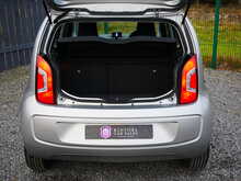 Volkswagen up! 1.0 High up! 5dr, Manual
