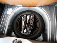 Volkswagen up! 1.0 High up! 5dr, Manual