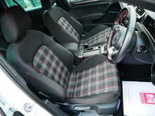 Volkswagen Golf 2.0 TSI GTI Performance 5dr, Manual