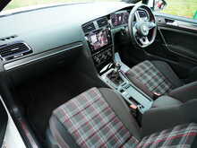 Volkswagen Golf 2.0 TSI GTI Performance 5dr, Manual