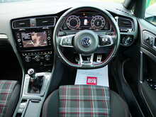 Volkswagen Golf 2.0 TSI GTI Performance 5dr, Manual