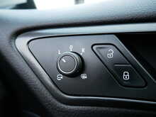 Volkswagen Golf 2.0 TSI GTI Performance 5dr, Manual